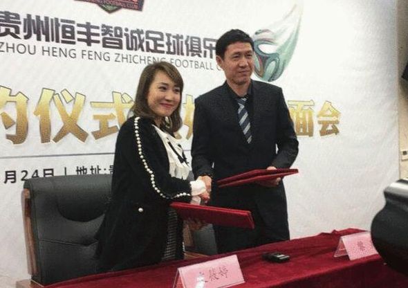 亚马逊表示,这部新剧将会有一个全新的背景、人物和故事,能引起原版粉丝的共鸣,也能让新观众激动不 《龙纹身的女孩》续集筹备中 芬奇有望继续执导 2012-08-28 2011年,《龙纹身的女孩》在全球总共收获两亿三千万美元票房收入,尽管这一数字足够为一部续集开路,却没能达到片方预期的标准。