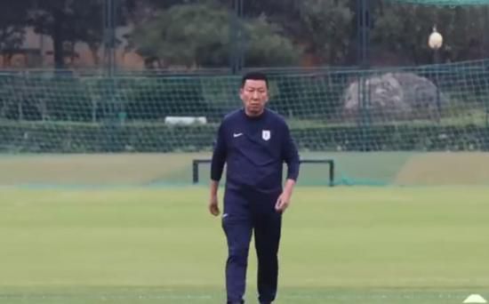 《海贼王2》再追加4人 “斯摩格”选角被寄予厚望 2024-06-28 据Deadline独家消息，真人剧集《海贼王》第二季再追加四名演员，卡勒姆·科尔饰演斯摩格，朱莉娅·雷沃德饰演达丝琪，罗伯·科莱蒂饰演瓦波尔，泰·基奥饰演多鲁顿。
