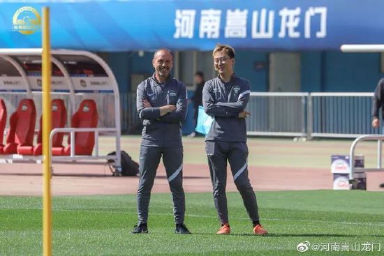 尤其是动画电影《龙骑侠》里的大英雄“果果”和“妙妙”更是人气爆棚,首次亮相便成为最受欢迎的动画明星,引得无数小朋友爱不释手。