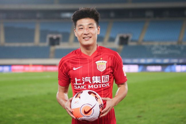 如果加盟信息落实，他将饰演影片男主角——初代惊奇队长“迈-威尔”，该角色与布丽·拉尔森有不少对手戏，影片计划在2019年3月8日上映。