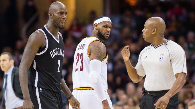 恰逢今日迎“小年 《斗罗大陆2》杀青 陈牧驰张予曦李小冉晒宣传照 2023-09-18 日前,据唐家三少的同名小说改编的《斗罗大陆2》剧集宣布杀青。