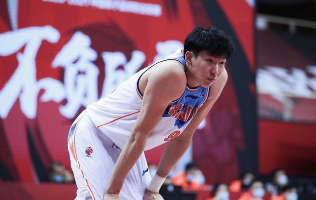 尤其是在三年之后，薛晓路、汤唯、吴秀波这三个名字再次碰撞