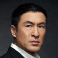 阿尔·帕西诺和德尼罗登杂志封面 2019-11-19 近日，阿尔·帕西诺和罗伯特·德尼罗一起登上《GQ》年度男性特刊封面，两代“教父”同框聚首，让影迷们兴奋不已。