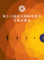 路透照中不难看出他们对女儿的疼爱，不仅选了粉嫩的婴儿车，就连 未确定罗伯特·帕丁森！
