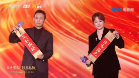 《大约在冬季》蝉联亚军 《少年的你》票房回升 2019-11-25 11月24日，大盘报收票房约2.01亿元。